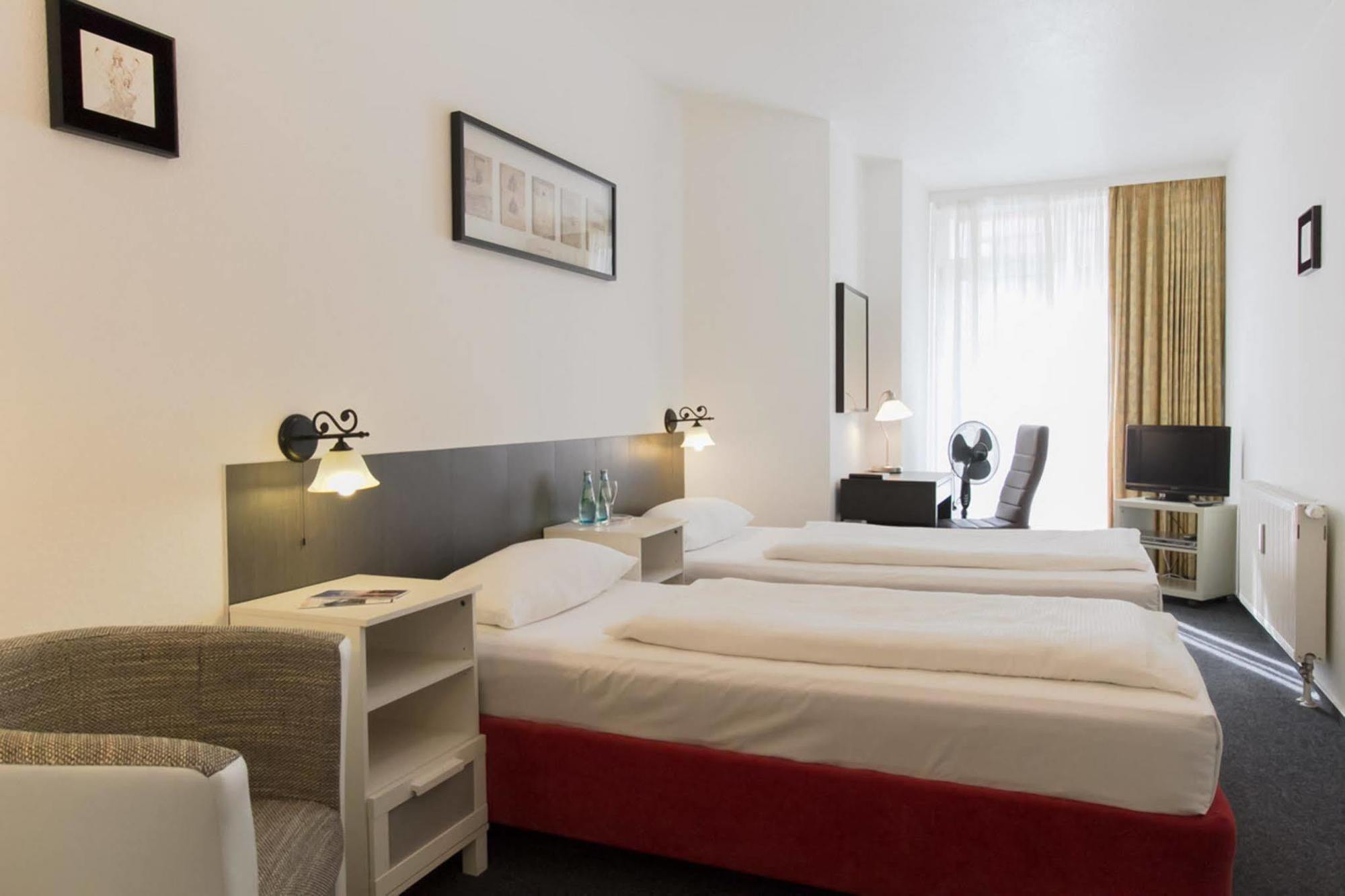 Aparthotel Vega Berlin Exterior photo